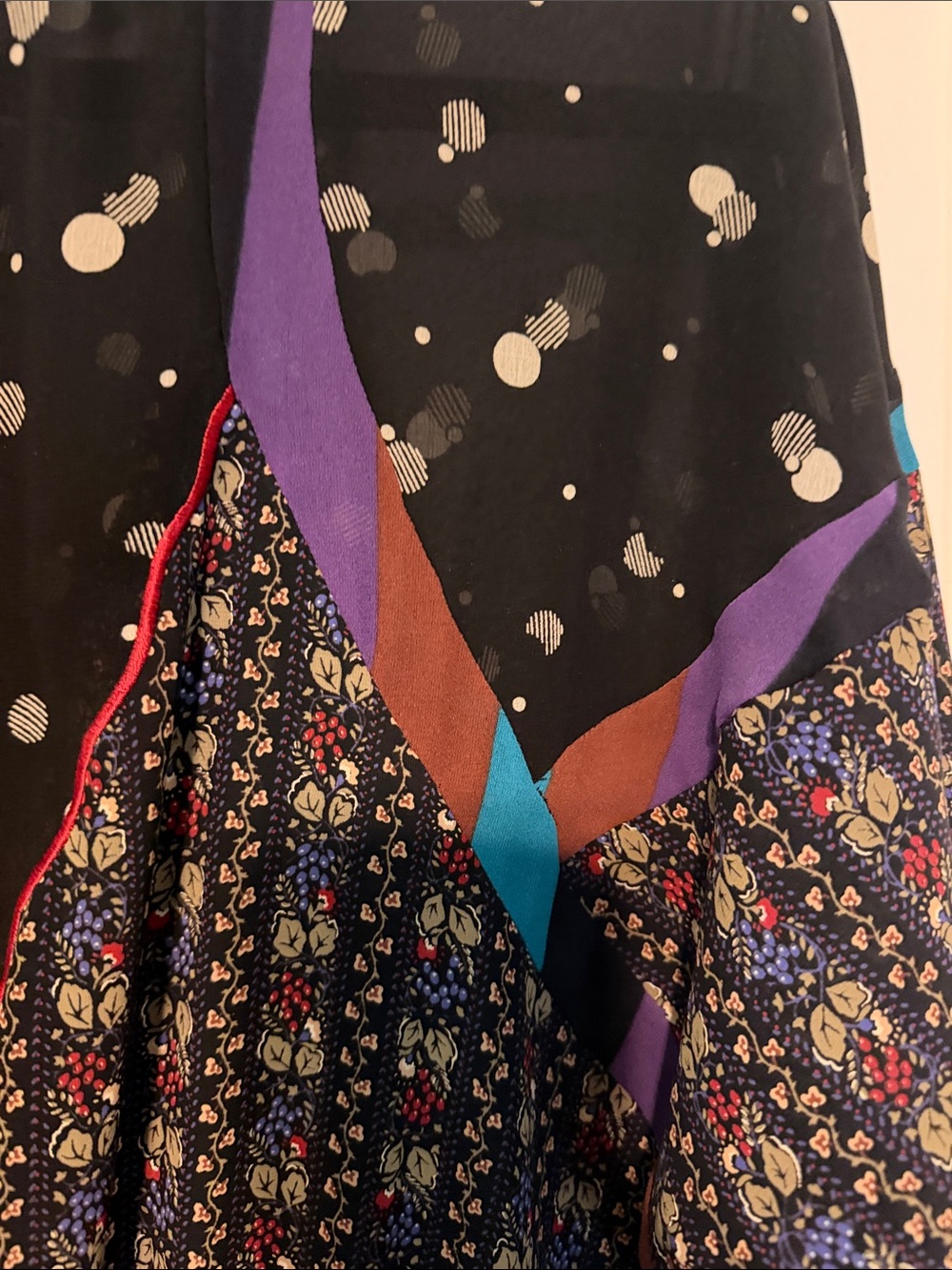 Diane Freis 80s Vintage Bohemian Black Ditzy Floral Midi Dress with Purple Trim - Picture 8 of 10